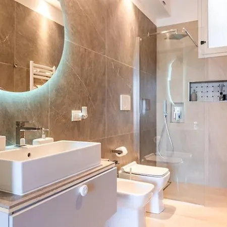 Before Making A Request Read My Profil Host At Bottom Of Page #luxury In Milan# Apartman *